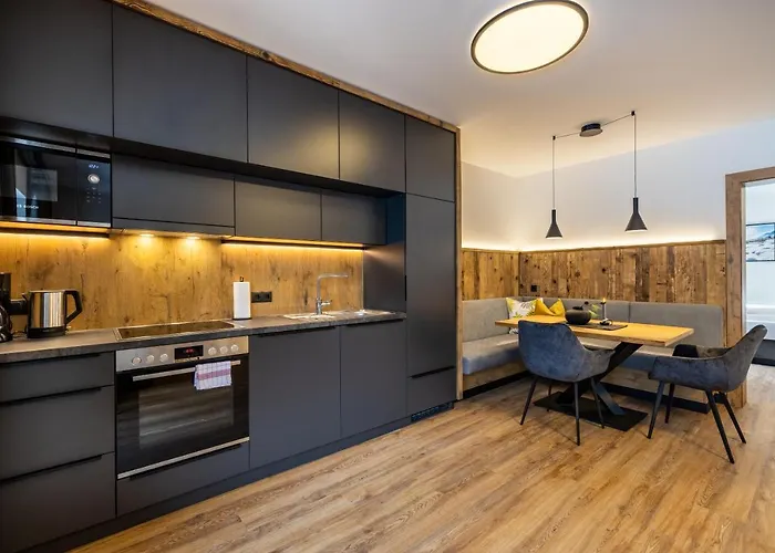 Fuxbau Aparthotel 4*